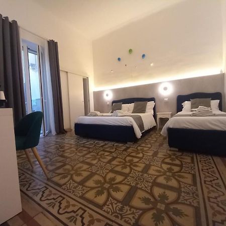 Dimora Fantasia Charme B&B Bari Luaran gambar