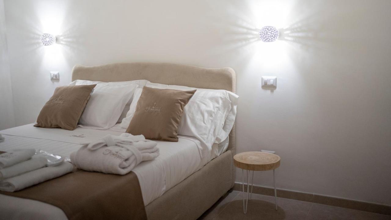 Dimora Fantasia Charme B&B Bari Luaran gambar