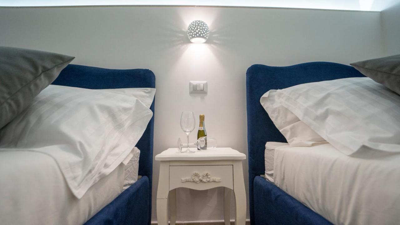 Dimora Fantasia Charme B&B Bari Luaran gambar