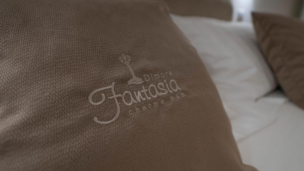 Dimora Fantasia Charme B&B Bari Luaran gambar