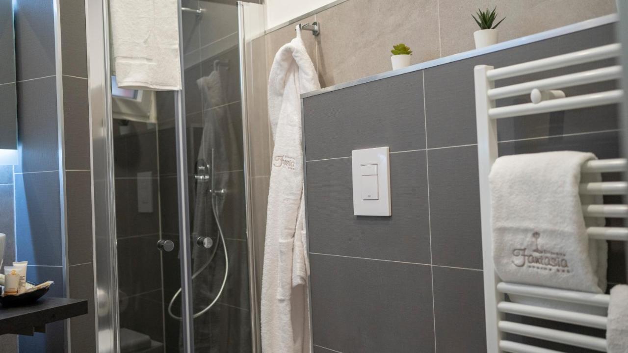 Dimora Fantasia Charme B&B Bari Luaran gambar