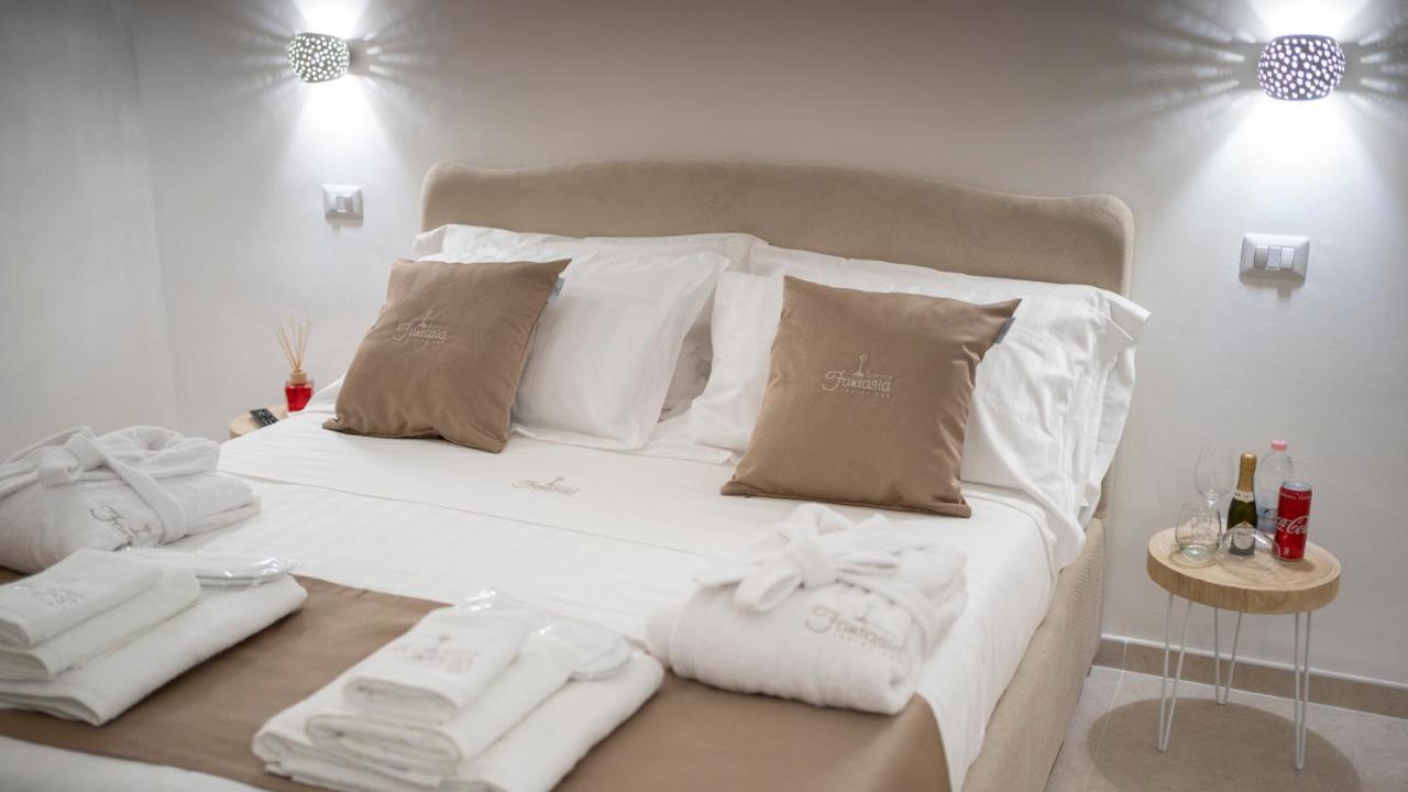 Dimora Fantasia Charme B&B Bari Luaran gambar