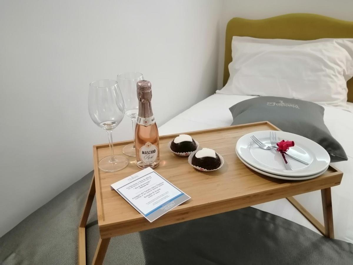 Dimora Fantasia Charme B&B Bari Luaran gambar