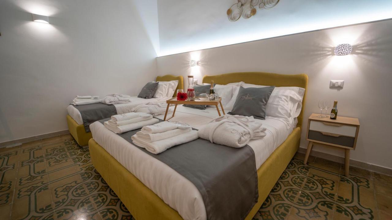 Dimora Fantasia Charme B&B Bari Luaran gambar