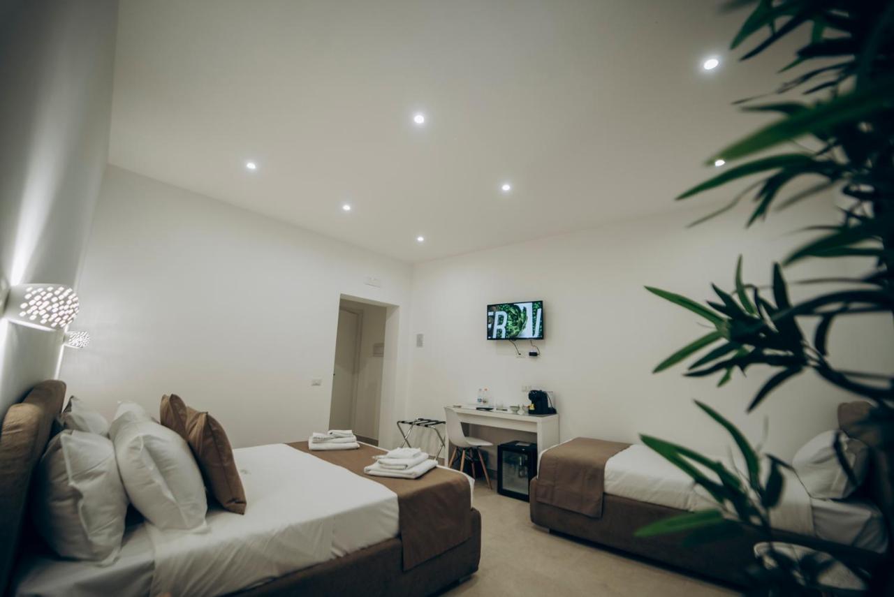 Dimora Fantasia Charme B&B Bari Luaran gambar